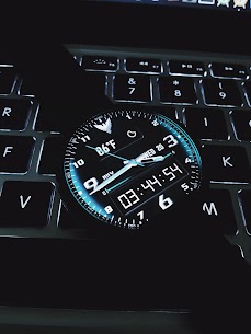 Falcon Watch Face screenshot 3